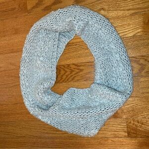 LOFT knit Gray Knit Scarf